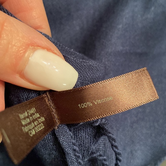 Beautiful Blue Scarf - Picture 3 of 4